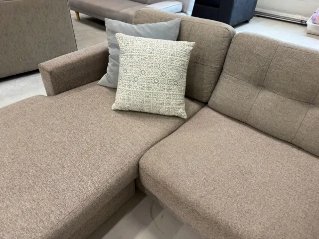 Secondhand L shape