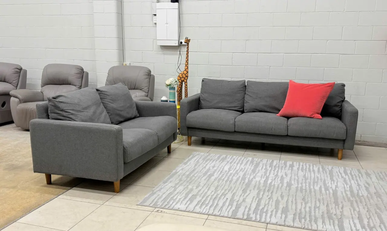Set 2 + 3 seater dark grey sofa — photo 1