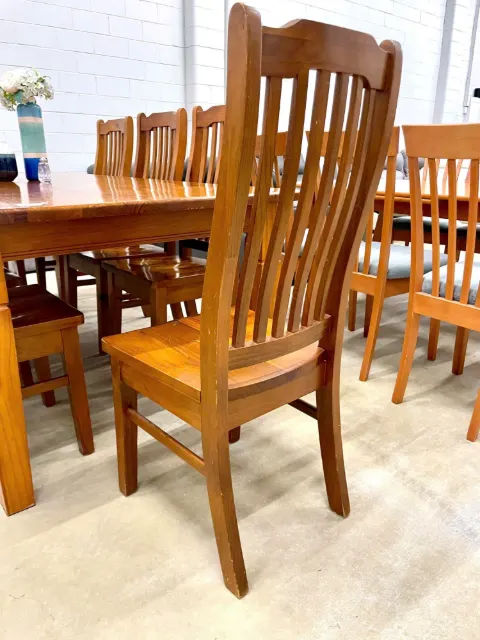 Newzealand pine table & 8 chairs