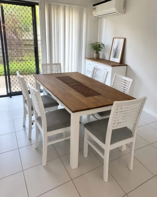 Dining table & 6 chairs white oak