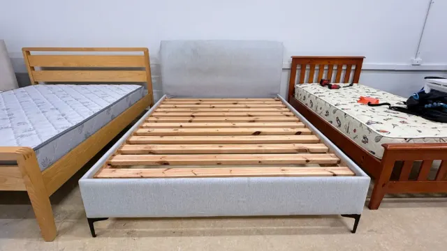 Q size bed