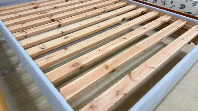 Q size bed