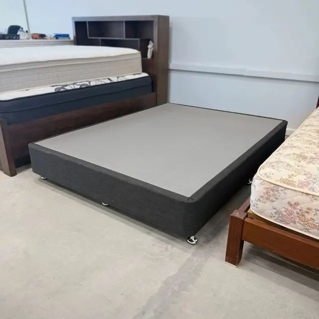 QUALITY Queen Ensemble - Base & Mattress — photo 5