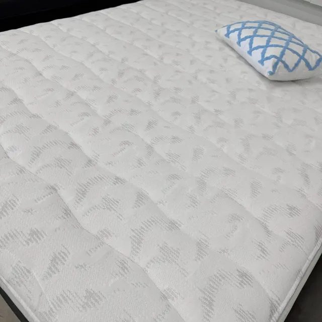 QUALITY Queen Ensemble - Base & Mattress — photo 10