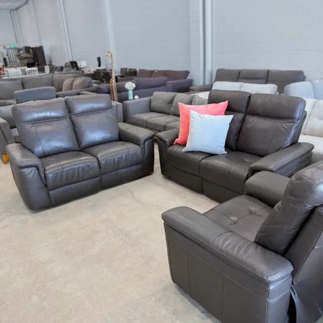 Black Leather Recliner 2+2+1 — photo 2