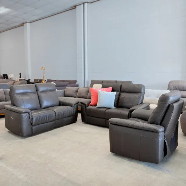 Black Leather Recliner 2+2+1 — photo 1