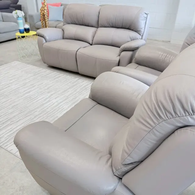 Taupe Leather Recliner 2+1+1 — photo 3