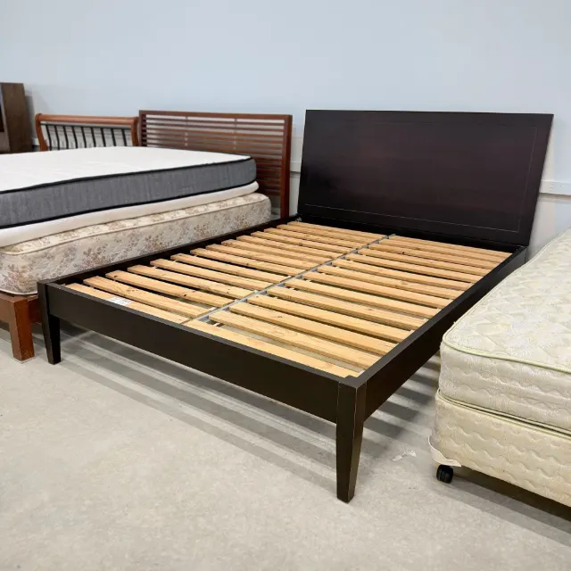 Queen Bed + Ecosa Mattress — photo 6