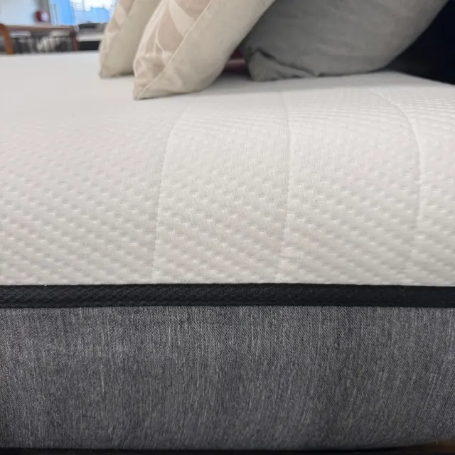 Queen Bed + Ecosa Mattress — photo 13