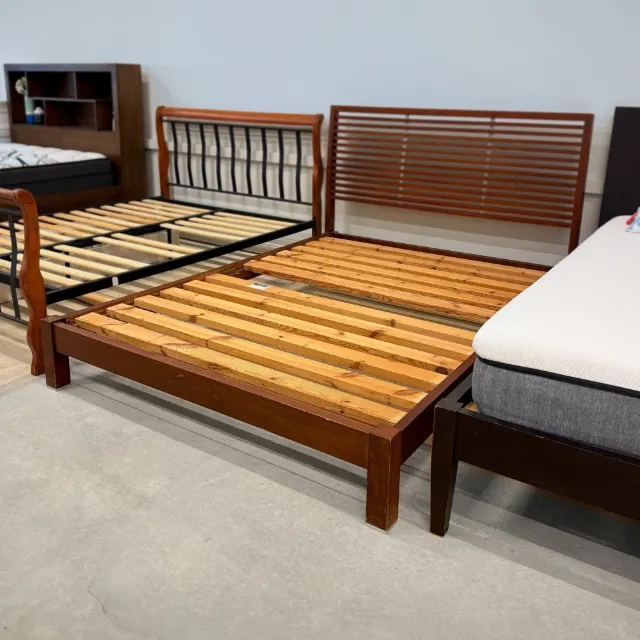 Walnut Bed + Sealy Mattress — photo 5